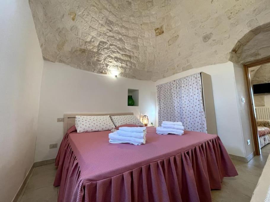 Valle D'Itria Trullo Sovrano Sul Monte Cisternino Exteriör bild