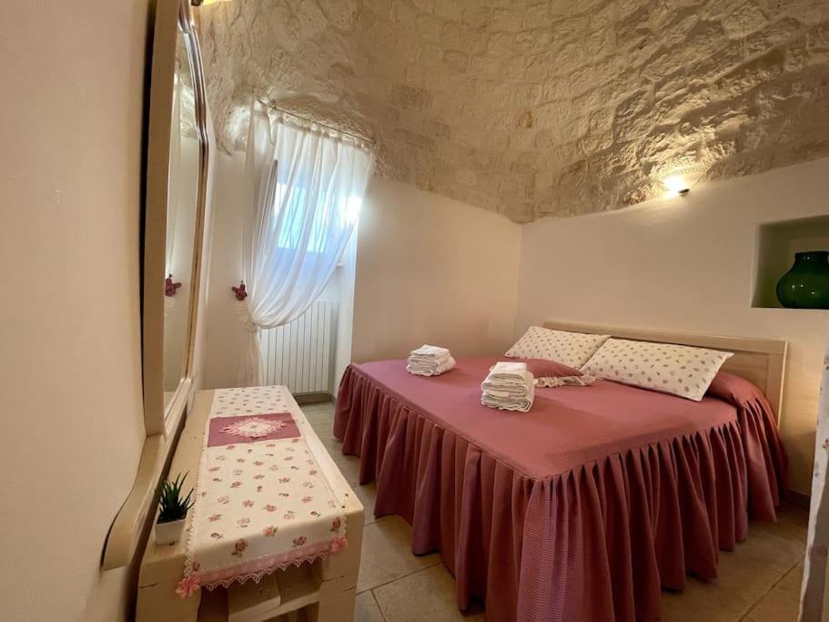Valle D'Itria Trullo Sovrano Sul Monte Cisternino Exteriör bild